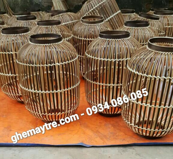 
								Đèn mây tre BV728