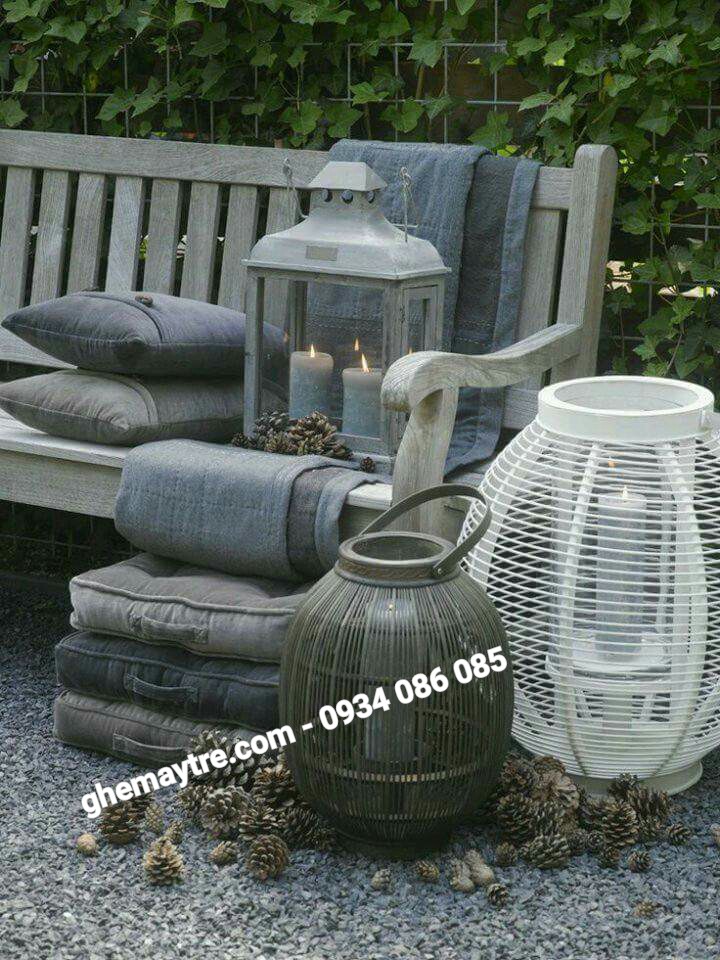 
								Đèn mây tre BV729