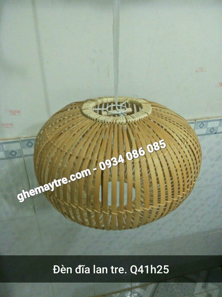 
								Đèn mây tre BV667